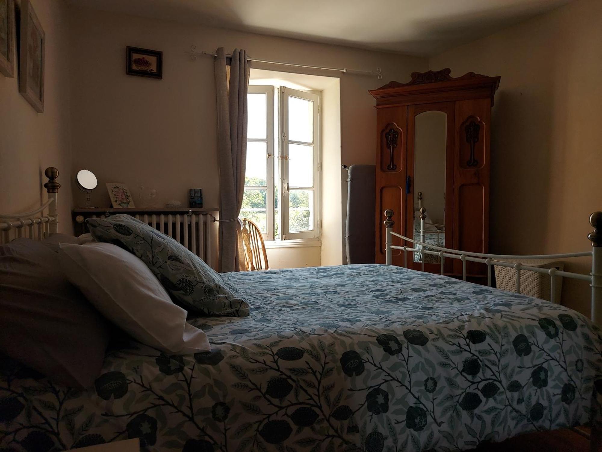 Charming Two Bedroom Gite With Beautiful Gardens Confolens Eksteriør bilde